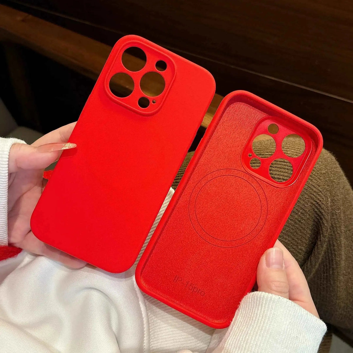 Lucky Red Liquid Silicone For Magsafe Case For iPhone 16 15 14 Plus 13 12 Pro Max Magnetic Wireless Charging Shockproof Cover